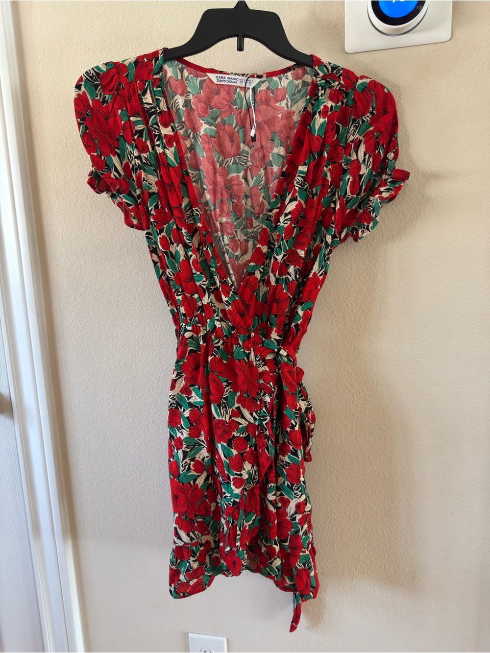 Zara Red Green Floral Wrap V-Neck Cap Sleeve Ruffle Viscose Dress Size S